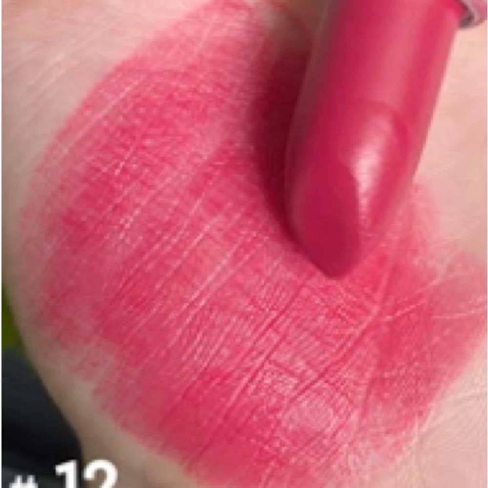Lipstick for sale !